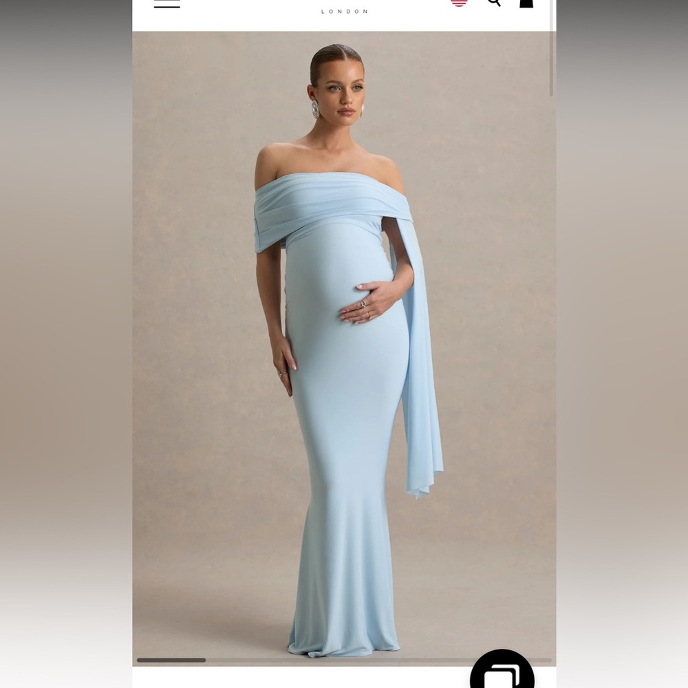 Elegant Light Blue Off-Shoulder Maxi Dress